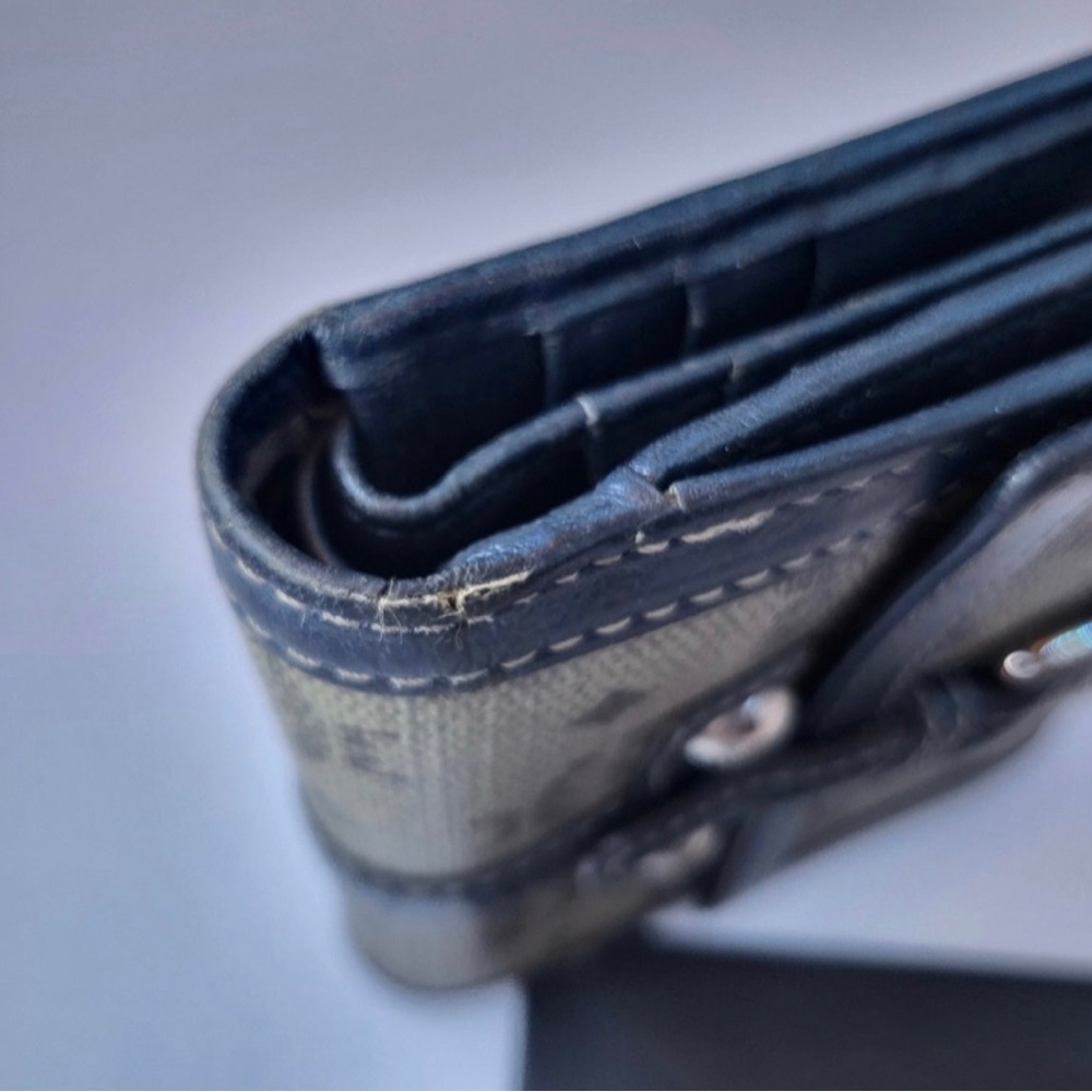 Authentic Mcm Wallet - Picture 7 of 11